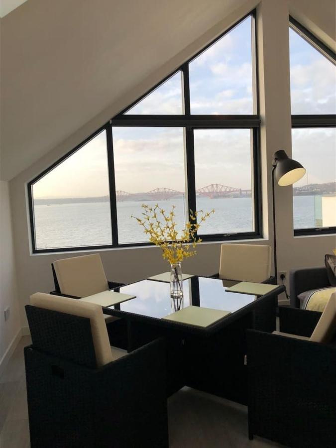 The Wee Glasshouse - Stunning Views Of Dalgety Bay Saint Davids  Exterior photo